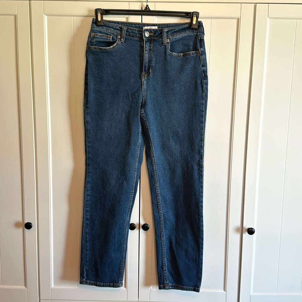 Banana Republic Straight Girlfriend Jeans - 28
